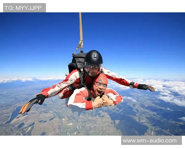 城市联赛特别报道：成都羽毛球队拼搏历程与荣耀瞬间的真实记录